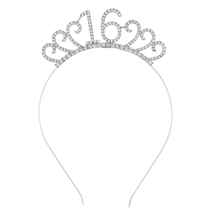 Elegante tiara de plata para 16 cumpleaños con diamantes de imitación y diseño de corazón