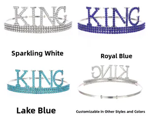 Dettaglio dei cerchietti corona KING con cristalli in bianco, blu reale e blu lago brillante