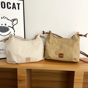 Minimalist large capacity shoulder bags in cream and khaki with soft matte leather finish