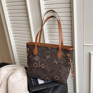 Sac Fourre-tout Grande Capacité Mode Imprimé Monogramme Alphabet Cuir PU Sac à Épaule Fermeture Éclair Urbain Sac à Main