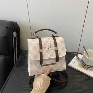 Sac à main minimaliste à carreaux beige et lavande avec imprimé graphique d'ours mignon