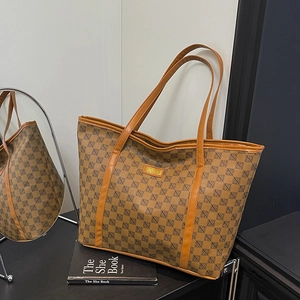 Women Large Capacity PU Leather Printed Tote Bag Retro Geometric Pattern Shoulder Bag For Autumn Winter Daily Commuter