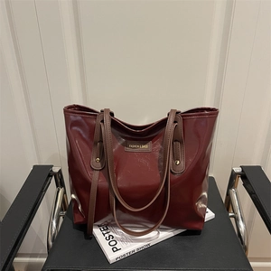 Fashion Women Shiny PU Leather Tote Bag Minimalist Large Capacity Shoulder Bag Solid Color Casual Daily Commuter Handbag