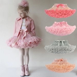 Pink girls' tutu skirt set with tiered mesh layers and satin bow decoration