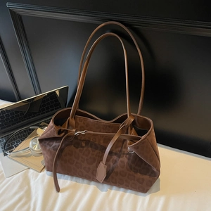 Large leopard print tote bag with shoulder straps and velvet texture for 2025 fashion