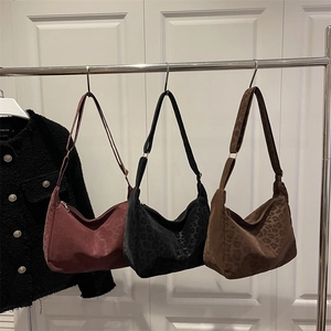 Leopard jacquard large capacity hobo bag in burgundy, black, and dark coffee colors