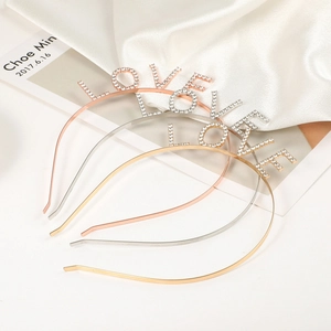 Drei Rhinestone LOVE Haarreifen Set in Gold, Silber und Roségold für Partys