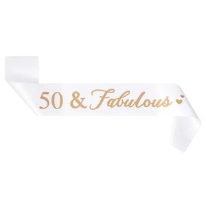 Écharpe d'anniversaire blanche 50 & Fabulous avec texte doré et motifs de cœurs