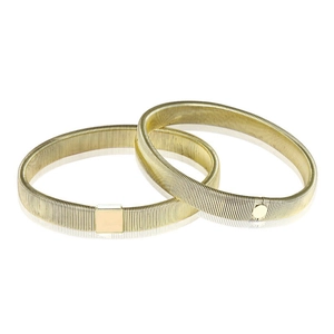 Paar goldene Ärmelhalter für Herren mit elastischen Metallspiralen und Zierplatten