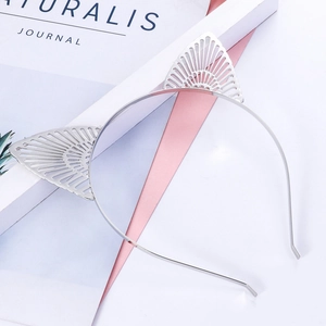 Diadema con orejas de gato en metal plateado con diseño geométrico para fiestas