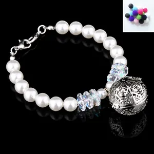 Bracelet diffuseur d'huiles essentielles en perles avec médaillon argenté et recharges