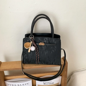 Retro PU Leather Tote Bag For Women Vintage Bucket Shoulder Crossbody Bag With Sporty Baseball Charm Commute Large Capacity Handbag