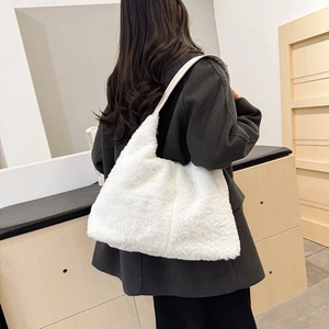 Sac fourre-tout chic en peluche blanche pour femme, spacieux et doux pour la saison d'automne