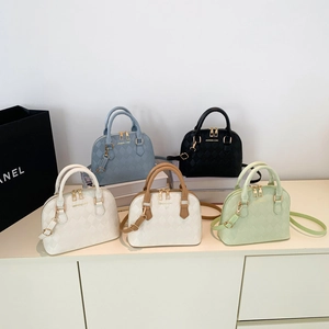 Women Fashion Quilted Shell Bag Chic PU Leather Handbag With Gold Zipper Adjustable Shoulder Strap Casual Crossbody Bag