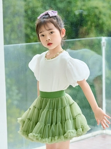 Girls' white puff sleeve top and green layered tulle tutu skirt set for summer