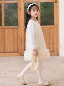 Elegante abito da principessa in tweed senza maniche per bambine con bordo in tulle