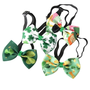 Set di quattro papillon regolabili per San Patrizio con motivi a trifoglio verde