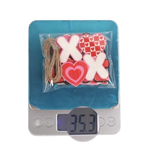 Valentine heart bear wooden tags set with jute twine weighing 35.3 grams for DIY decor