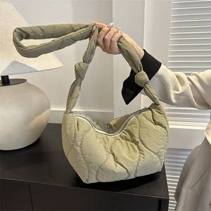 Women Trendy Quilted Oxford Cloth Underarm Bag Puffy Cloud Hobo Shoulder Bag With Knot Strap Zipper Closure Casual Handbag