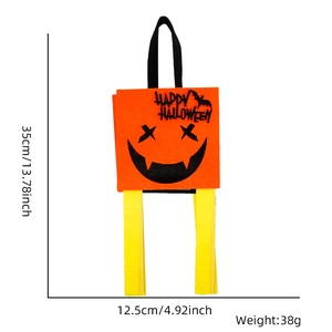 Detail of Halloween pumpkin felt bag with dimensions and weight for party decorations