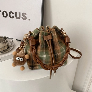 Retro Plaid Tweed Drawstring Bucket Bag For Women Fashion Checked Crossbody Bag With Braided Handle And Plush Pendant