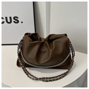 Women Fashion PU Leather Ruched Cloud Bag Minimalist Solid Color Magnetic Buckle Shoulder Bag With Silver Chain Strap Handbag
