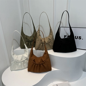 Sac Fourre-tout Hobo en Nylon Mode pour Femmes Sac à Épaule Plissé Froncé Léger Grande Capacité Sac Sous le Bras Quotidien