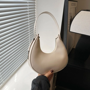 Women Fashion Solid Color PU Leather Crescent Underarm Bag Minimalist Half Moon Hobo Handbag Streetwear Daily Shoulder Bag