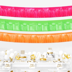 Neon Macaron Folienvorhänge in Rosé, Grün und Orange für Geburtstagsparty Hintergründe