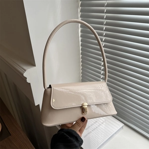 Sac à Sous-bras Rétro Minimaliste pour Femmes en Cuir PU Verni Brillant Sac Baguette Couleur Unie Sac à Épaule Avec Boucle en Métal