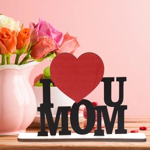 Ornement en Bois pour la Fête des Mères Cœur Fleur MOM Lettre Décoration de Table Plaque Best Mom Ever pour Maison Bureau Fête Cadeau