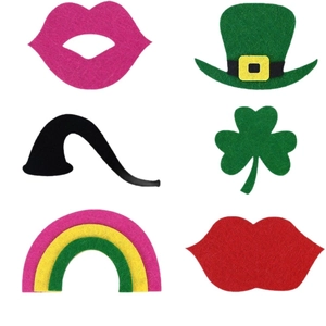 St. Patrick's Day feestaccessoires set met groene hoed, klaver en kleurrijke viltstickers