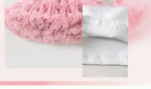 Dettaglio del tutu rosa multistrato con rete soffice e fodera in cotone dalle cuciture piatte