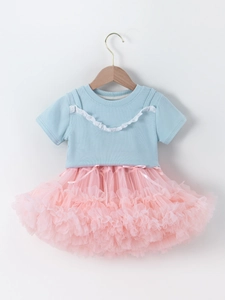 Robe d'été pour filles avec manches en dentelle bleu clair et jupe tutu rose