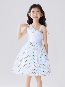 Robe blanche à une épaule pour filles avec sequins à pois et jupe princesse à volants