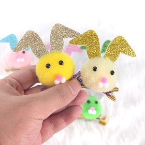 Set di fermagli per capelli a forma di coniglio in peluche con pompon e orecchie glitter