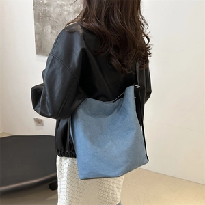 Sac seau en jean bleu pour femme, grand sac à bandoulière avec sangle réglable