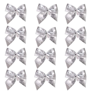 Set di 12 mini fiocchi argentati per decorazioni natalizie e confezioni regalo
