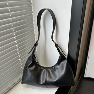 Sac sous le Bras Hobo Rétro pour Femmes Minimaliste en Cuir PU Croissant Sac à Épaule Avec Bandoulière Réglable pour le Bureau