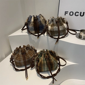 Winter plaid plush bucket bags in four vintage colors with brown woven straps