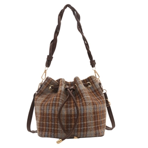 Fashionable brown plaid bucket bag with drawstring closure and woven handle for women