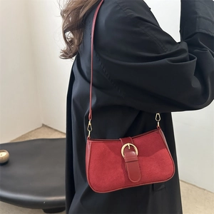 Retro red underarm bag for women with velvet texture and gold ring buckle detail