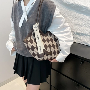 Retro argyle pattern tote bag with wide strap and brown shoulder straps for women