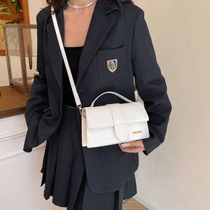 Elegante weiße Handtasche aus PU-Leder mit Tragegriff und verstellbarem Schultergurt