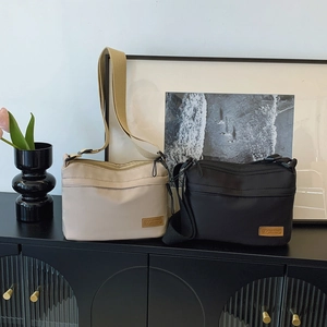 Borsa a Tracolla Quadrata in Tessuto Alla Moda per Donna Nuova Moda Minimalista Impermeabile Tracolla Casual Quotidiana Messenger Bag
