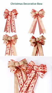 Détails de nœuds de Noël double couche en toile de jute avec motifs flocons et rennes à ruban