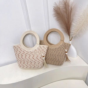 Borsa a Mano Intrecciata Donna 2025 Grande Capacità Bohemian Borsa a Secchiello a Pois Casual Borsa di Paglia Con Nappina Manico Circolare