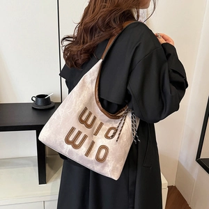 Sac hobo rétro beige avec lettrage WIO WIO en cuir marron pour femmes
