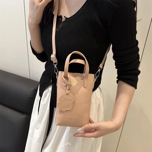 Mini sac à bandoulière beige pour téléphone avec pendentif chiot et fine bandoulière