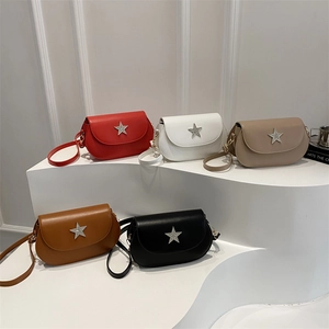 Fashionable Women PU Leather Crossbody Bag Rhinestone Star Decoration Minimalist Saddle Shoulder Bag For Daily Casual Street Style